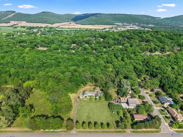 6309 Whitesburg Drive SE, Huntsville, AL 35802