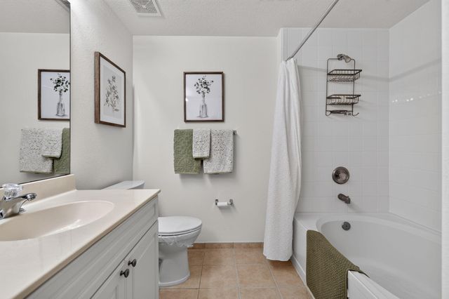 3020 Alcazar Place 308, Palm Beach Gardens, FL 33410