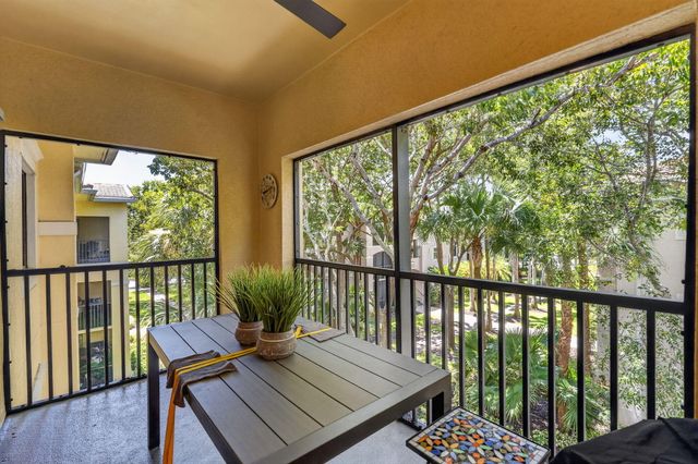 3020 Alcazar Place 308, Palm Beach Gardens, FL 33410