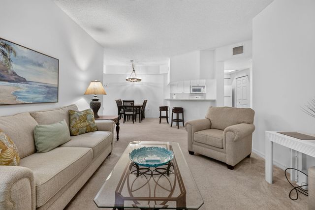 3020 Alcazar Place 308, Palm Beach Gardens, FL 33410