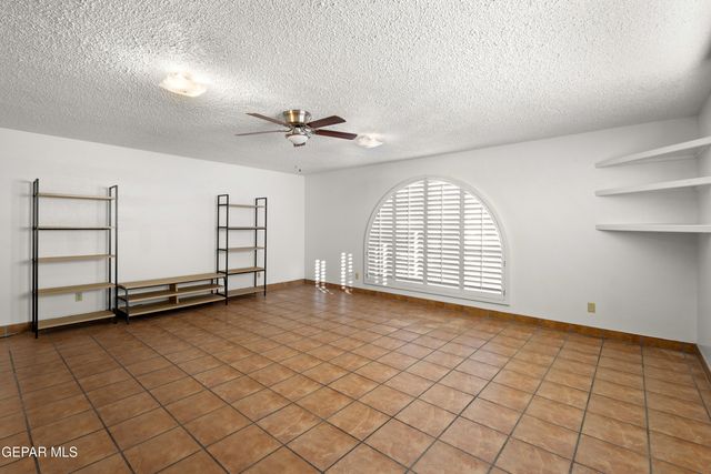 1505 LOST PADRE MINE Drive, El Paso, TX 79902