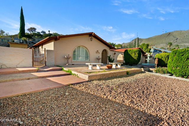 1505 LOST PADRE MINE Drive, El Paso, TX 79902