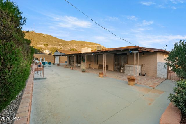 1505 LOST PADRE MINE Drive, El Paso, TX 79902