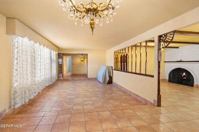 1505 LOST PADRE MINE Drive, El Paso, TX 79902