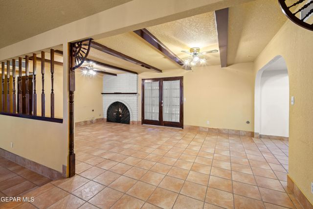 1505 LOST PADRE MINE Drive, El Paso, TX 79902