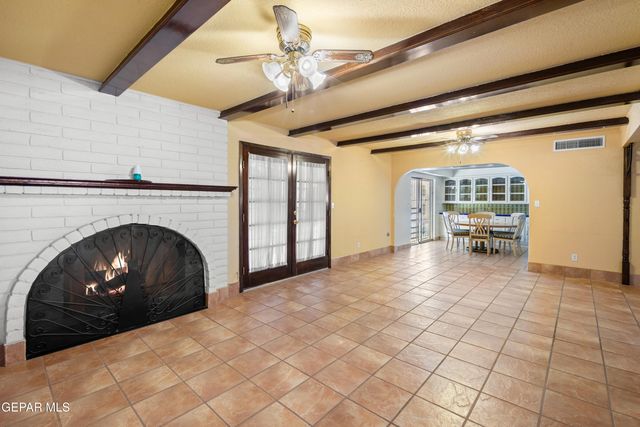 1505 LOST PADRE MINE Drive, El Paso, TX 79902