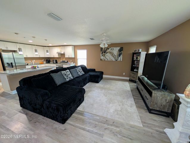 1380 OTTAWA Avenue, Jacksonville, FL 32210