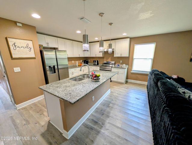 1380 OTTAWA Avenue, Jacksonville, FL 32210