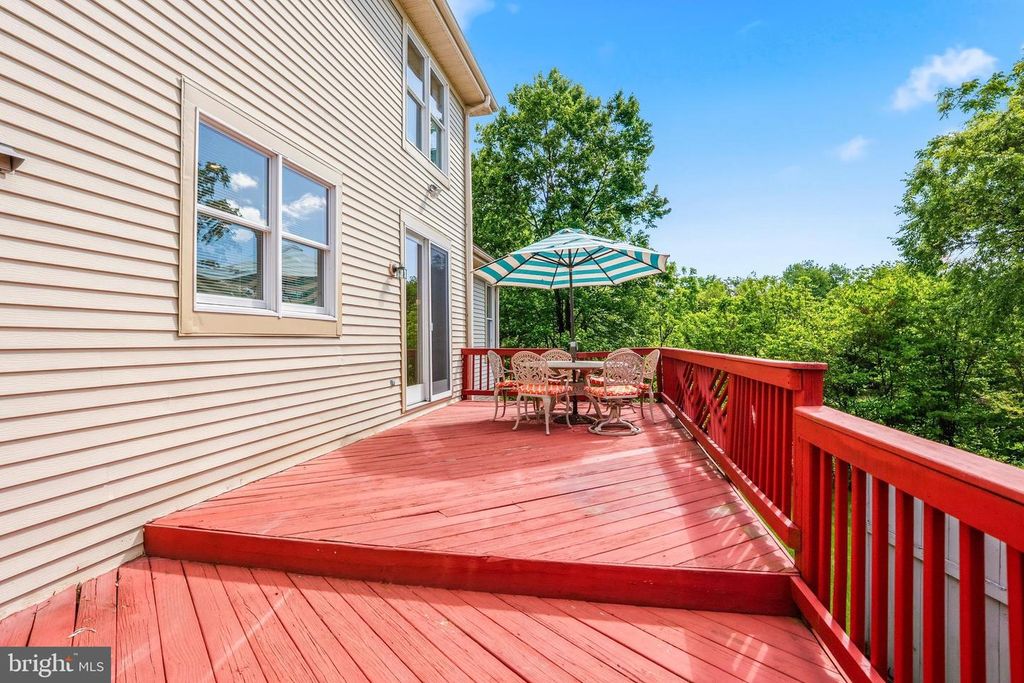 Image 31 of property listing at 29 STONE GATE CT, Baltimore, MD 21208