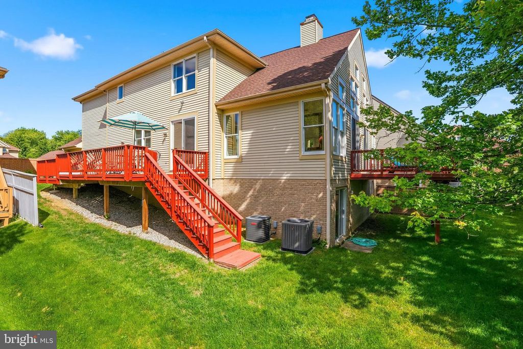 Image 33 of property listing at 29 STONE GATE CT, Baltimore, MD 21208