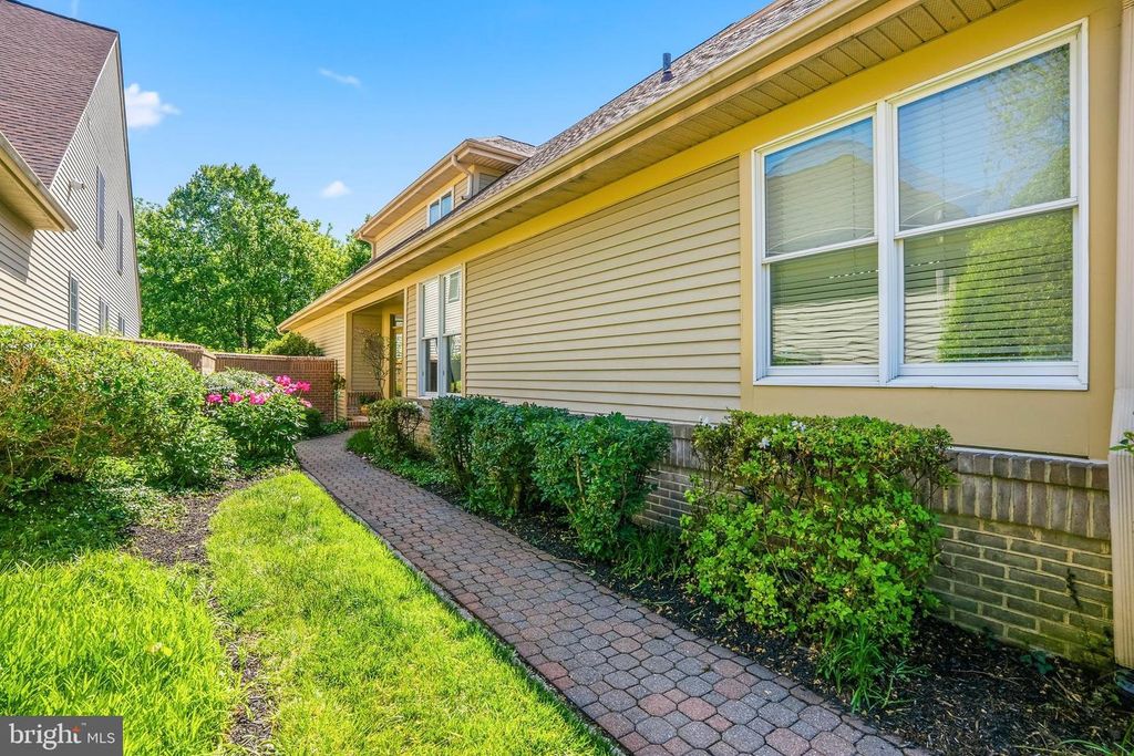 Image 48 of property listing at 29 STONE GATE CT, Baltimore, MD 21208