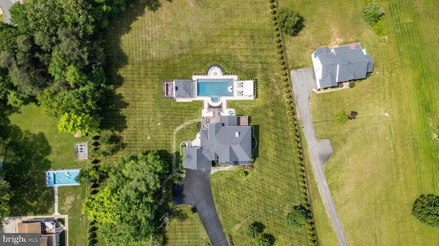 14612 BRISTOW RD, Manassas, VA 20112