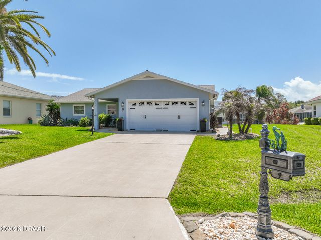 9 Collingville Court, Palm Coast, FL 32137