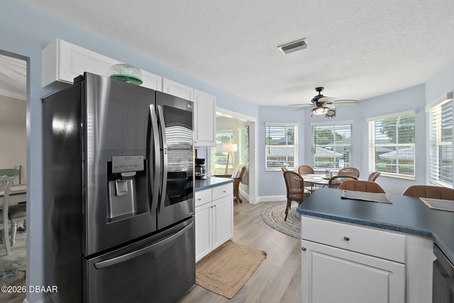 9 Collingville Court, Palm Coast, FL 32137