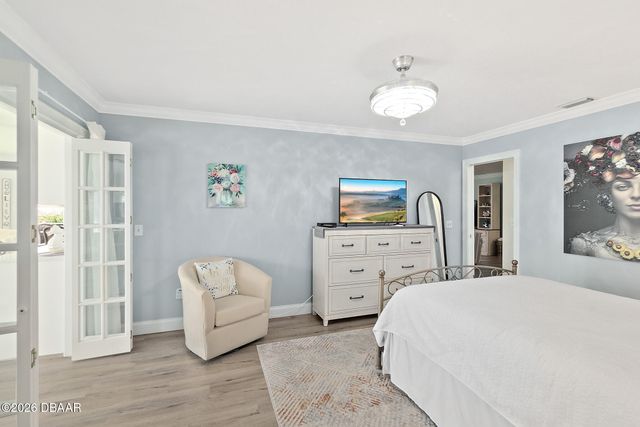 9 Collingville Court, Palm Coast, FL 32137