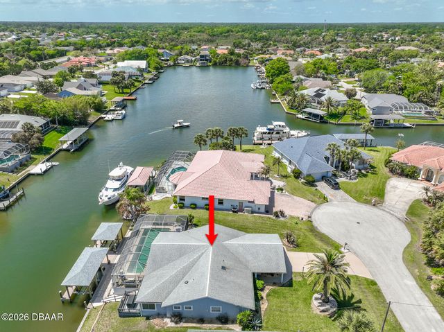 9 Collingville Court, Palm Coast, FL 32137