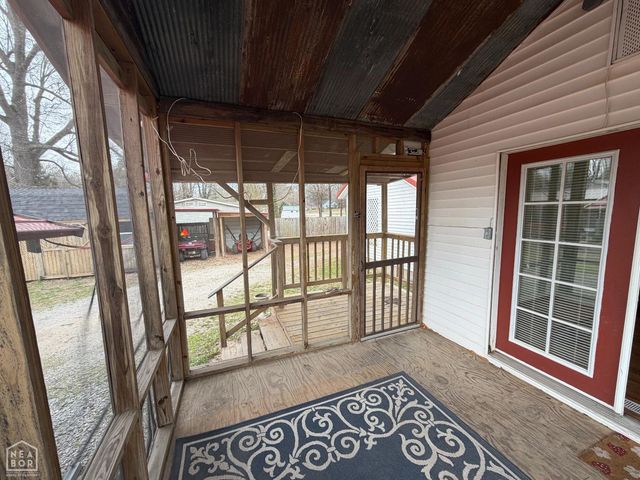 217 S 12th Avenue, Piggott, AR 72454