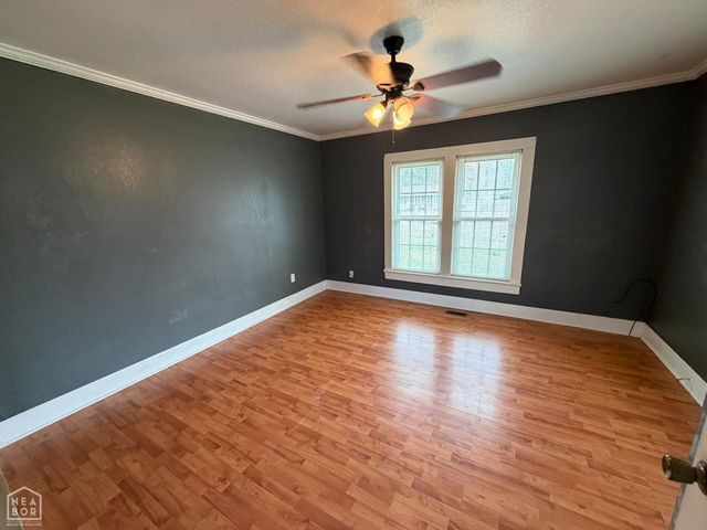 217 S 12th Avenue, Piggott, AR 72454