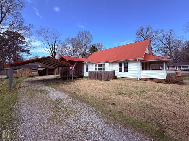 217 S 12th Avenue, Piggott, AR 72454