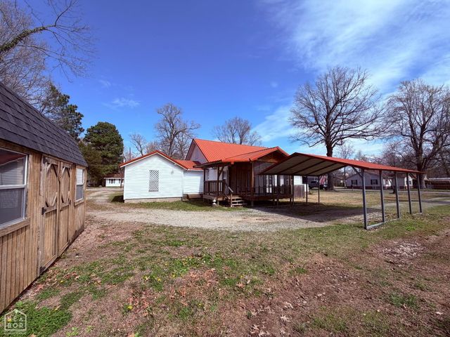 217 S 12th Avenue, Piggott, AR 72454