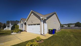 105 Belle Meade Court, Benson, NC 27504