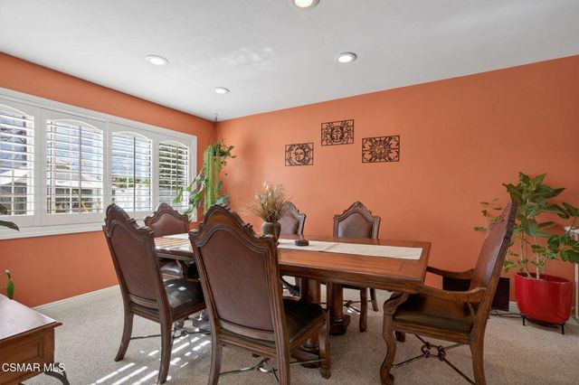 250 W Avenida De Las Flores, Thousand Oaks, CA 91360