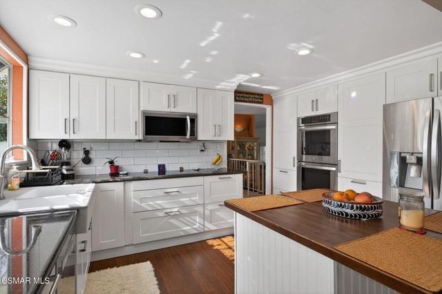 250 W Avenida De Las Flores, Thousand Oaks, CA 91360