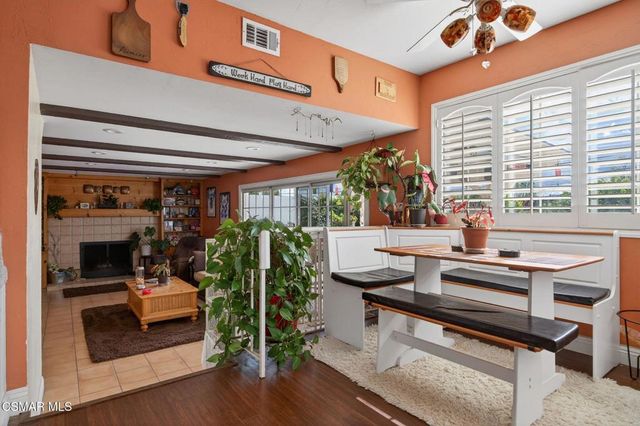 250 W Avenida De Las Flores, Thousand Oaks, CA 91360