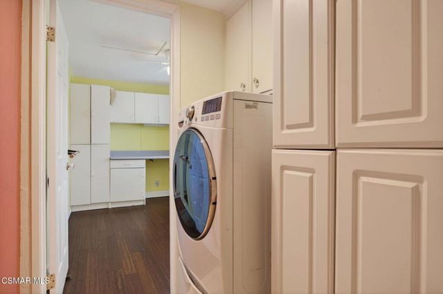 250 W Avenida De Las Flores, Thousand Oaks, CA 91360