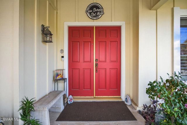 250 W Avenida De Las Flores, Thousand Oaks, CA 91360