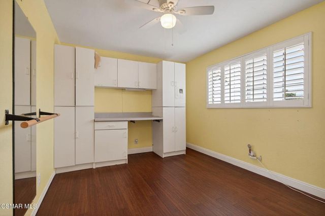 250 W Avenida De Las Flores, Thousand Oaks, CA 91360