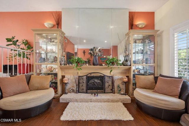 250 W Avenida De Las Flores, Thousand Oaks, CA 91360