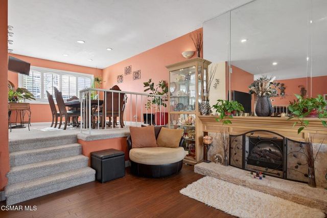 250 W Avenida De Las Flores, Thousand Oaks, CA 91360