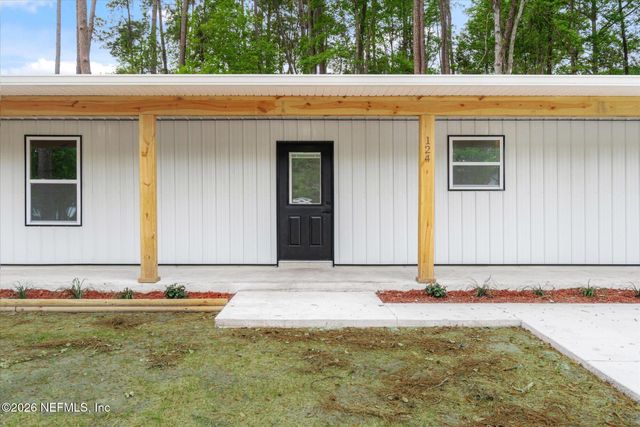 124 PARK Drive, Satsuma, FL 32187