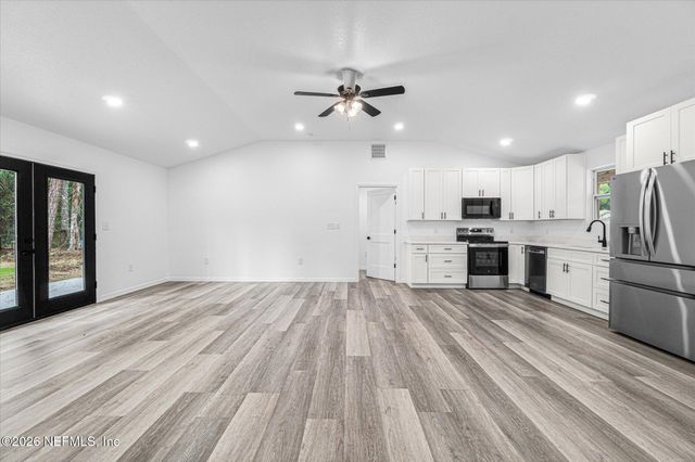 124 PARK Drive, Satsuma, FL 32187