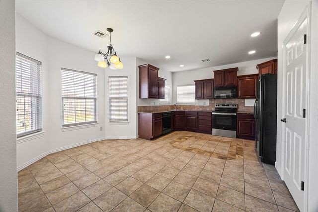 1900 SW Elington Street, Bentonville, AR 72713