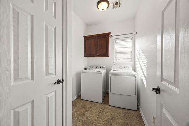 1900 SW Elington Street, Bentonville, AR 72713