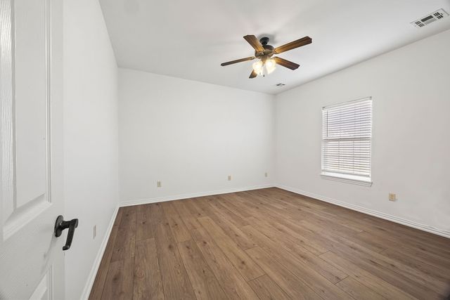 1900 SW Elington Street, Bentonville, AR 72713