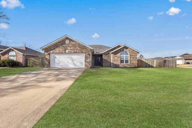 1900 SW Elington Street, Bentonville, AR 72713