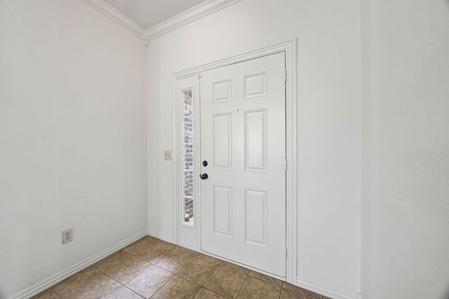 1900 SW Elington Street, Bentonville, AR 72713