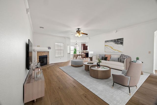 1900 SW Elington Street, Bentonville, AR 72713