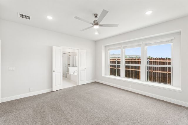 132 Silverleaf Drive, Balch Springs, TX 75181