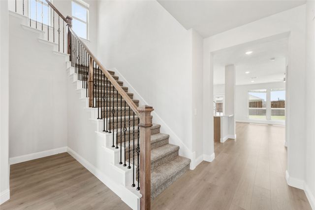 132 Silverleaf Drive, Balch Springs, TX 75181