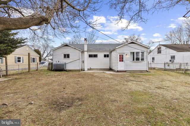 18 ARMOR CT, Middle River, MD 21220