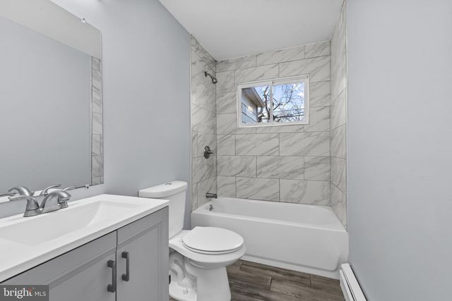 18 ARMOR CT, Middle River, MD 21220