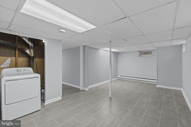 18 ARMOR CT, Middle River, MD 21220