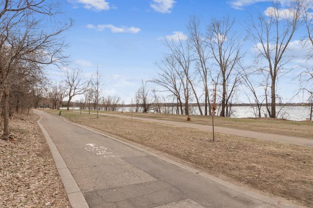 3120 Hennepin Avenue 103, Minneapolis, MN 55408