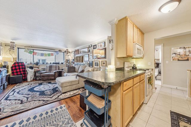 3120 Hennepin Avenue 103, Minneapolis, MN 55408