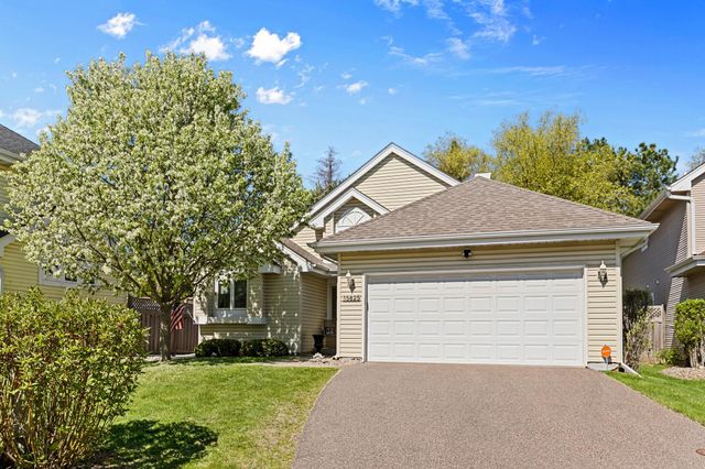 15825 16th Avenue N, Plymouth, MN 55447