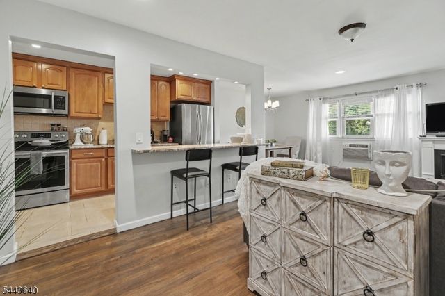 300 W Munsell Ave Cc5, Linden City, NJ 07036